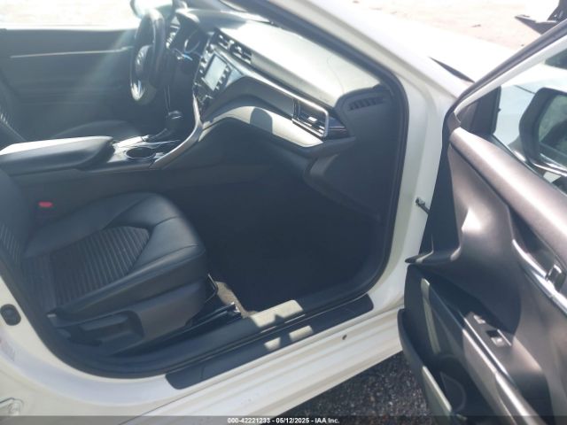 4T1B11HK8KU708943 Toyota CAMRY SE