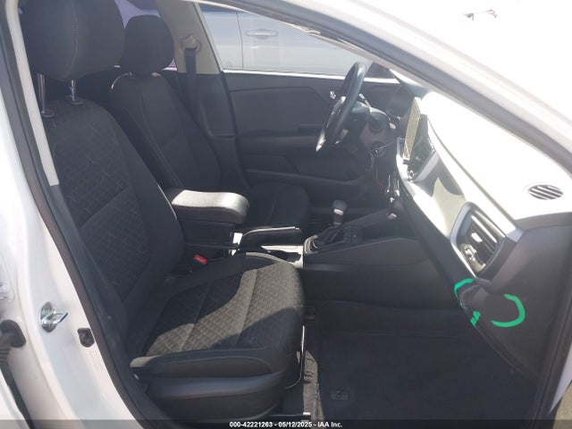 3KPA24ADXNE496401 KIA RIO LX