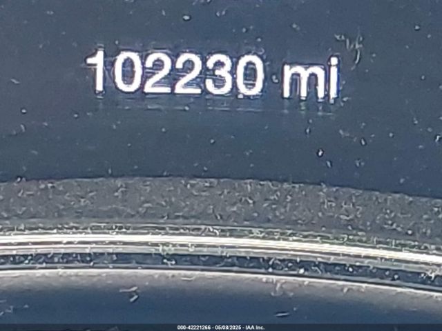 1C4RJFCG8JC229381 Jeep Grand Cherokee Overland 4x4