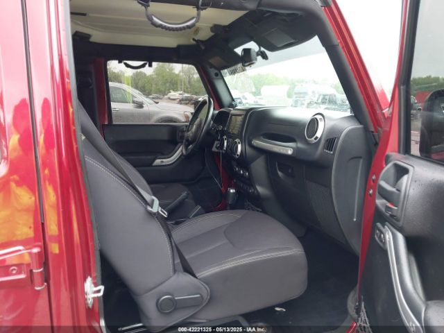 2013 JEEP WRANGLER UNLIMITED 1C4HJWEG7DL526672 Photo 4