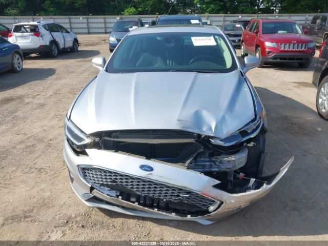 3FA6P0D92KR184848 Ford Fusion Titanium