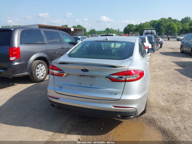 3FA6P0D92KR184848 Ford Fusion Titanium