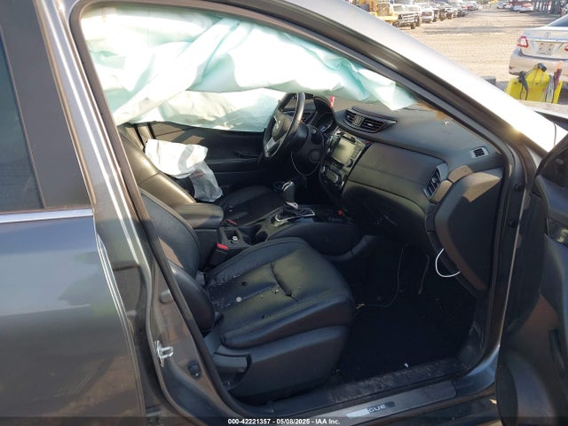 JN8AT2MT7JW468550 Nissan Rogue Sl