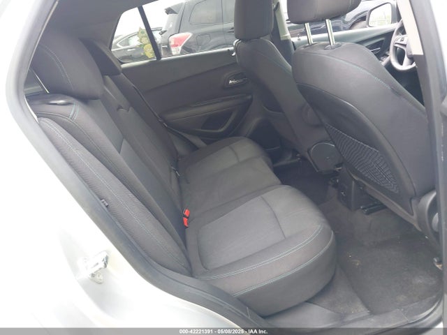 KL7CJPSB1GB610891 Chevrolet Trax Lt