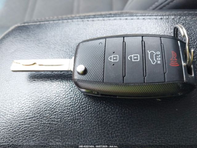 5XYPG4A57GG039491 KIA Sorento 3.3l Lx