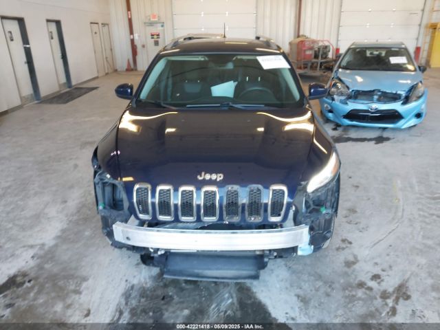 1C4PJMCS2EW219949 Jeep Cherokee Latitude