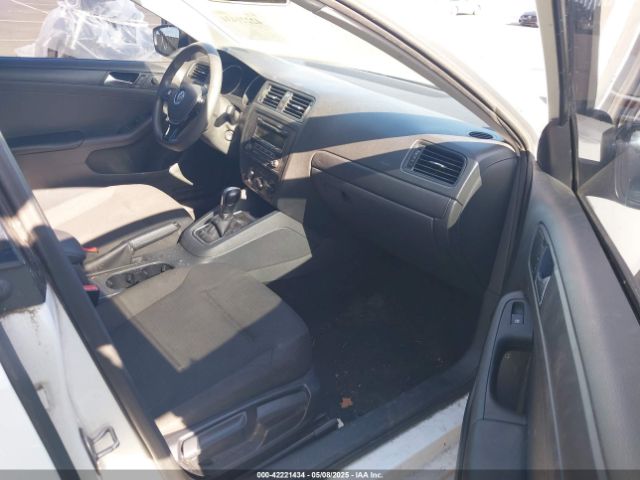 3VW2K7AJ9FM297260 Volkswagen Jetta 2.0l S