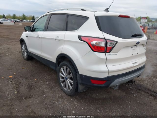 1FMCU9J91JUD03295 Ford Escape Titanium
