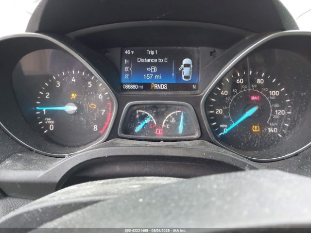 1FMCU9J91JUD03295 Ford Escape Titanium