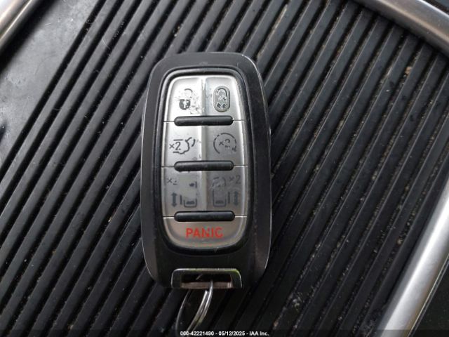 2021 CHRYSLER PACIFICA HYBRID 2C4RC1L79MR594547 Photo 10