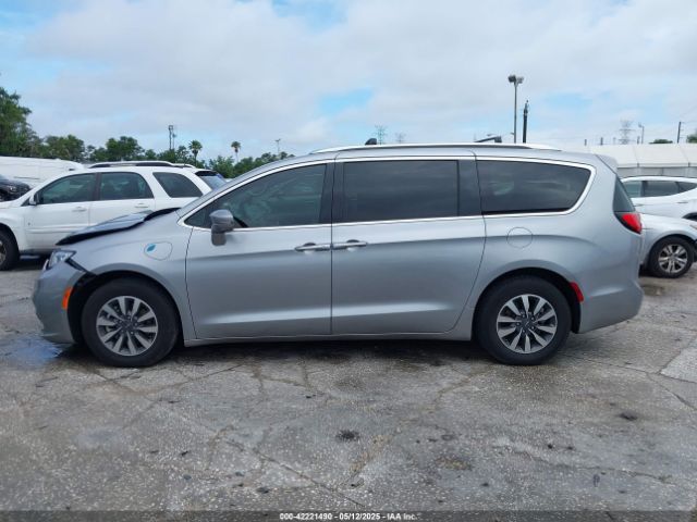 2C4RC1L79MR594547 Chrysler Pacifica Hybrid Touring L