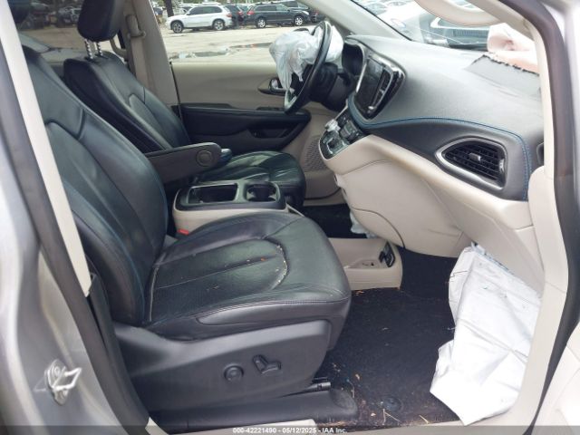 2021 CHRYSLER PACIFICA HYBRID 2C4RC1L79MR594547 Photo 4