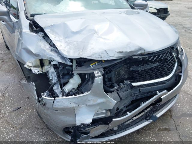 2021 CHRYSLER PACIFICA HYBRID 2C4RC1L79MR594547 Photo 5