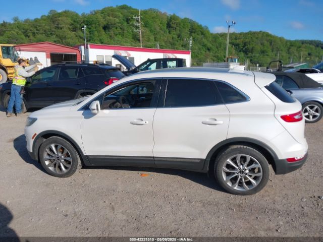 5LMCJ2D93HUL33031 Lincoln MKC SELECT