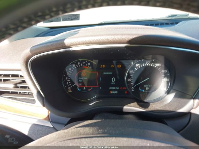 5LMCJ2D93HUL33031 Lincoln MKC SELECT