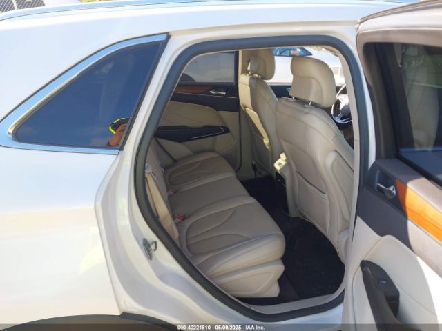 5LMCJ2D93HUL33031 Lincoln MKC SELECT