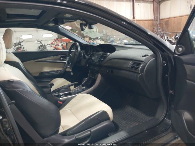 1HGCT2B05GA002832 Honda Accord Touring