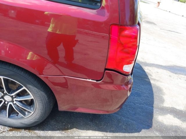 2C4RDGBG7HR600983 Dodge Grand Caravan Se Plus