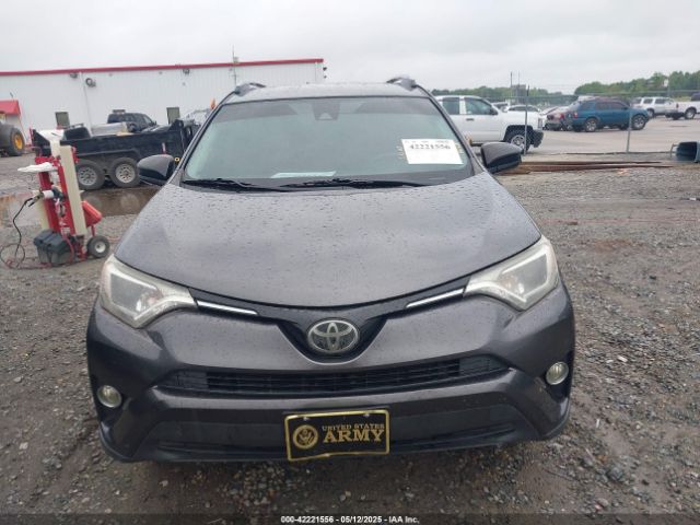 JTMZFREV1JJ734124 Toyota RAV4 LE