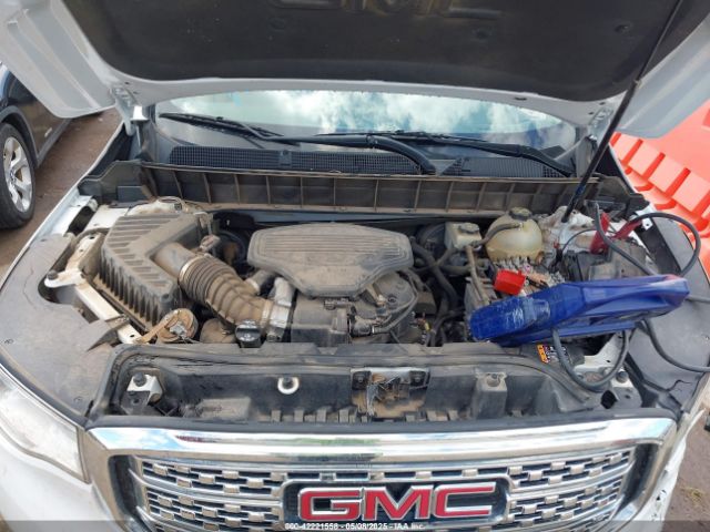 1GKKNPLSXJZ177348 GMC Acadia Denali