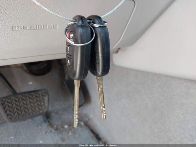 4T1BF1FK1HU268111 Toyota CAMRY LE