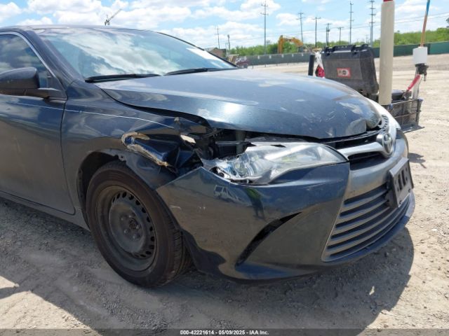4T1BF1FK1HU268111 Toyota CAMRY LE