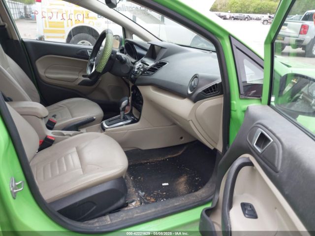 3FADP4FJ8EM165941 Ford Fiesta Titanium