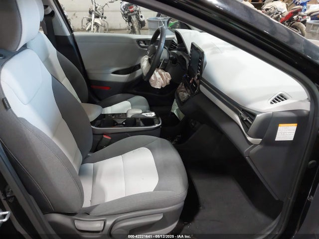 KMHC75LJ7LU076723 Hyundai Ioniq Electric Se