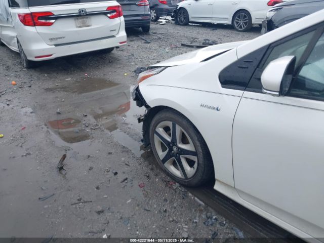 JTDKARFU9G3023659 Toyota Prius Four Touring