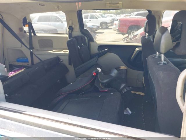 2C4RDGBG2ER241229 Dodge Grand Caravan Se