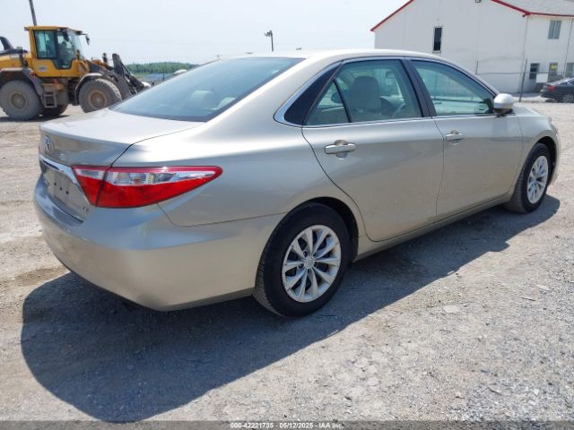 4T4BF1FK3FR488353 Toyota CAMRY LE