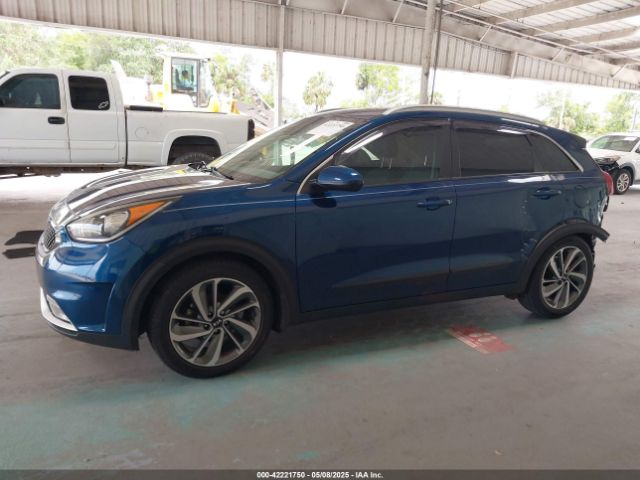 KNDCB3LC6J5207642 KIA NIRO LX