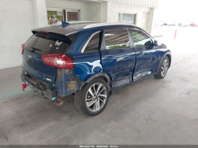 KNDCB3LC6J5207642 KIA NIRO LX