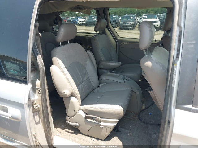 2010 CHRYSLER TOWN & COUNTRY 2A4RR8D13AR480017 Photo 7