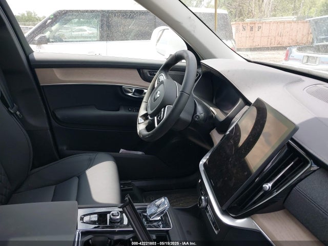 42221803 :رقم المزاد ، YV4062PB8S1351721 vin ، 2025 Volvo Xc90 B6 Plus 7-seater مزاد بيع