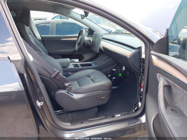 7SAYGDED0SF321612 Tesla 2025