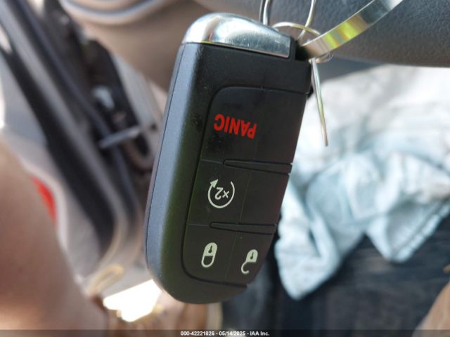 2021 JEEP RENEGADE ZACNJDAB6MPM54762 Photo 10