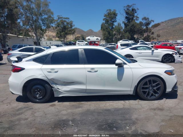 19XFL1G82NE000678 Honda Civic Sport Touring