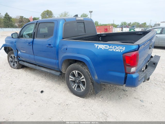 5TFCZ5AN8JX130935 Toyota Tacoma Trd Sport