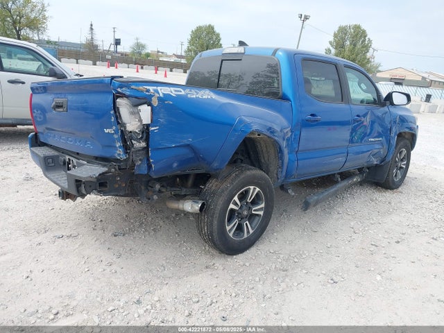 5TFCZ5AN8JX130935 Toyota Tacoma Trd Sport