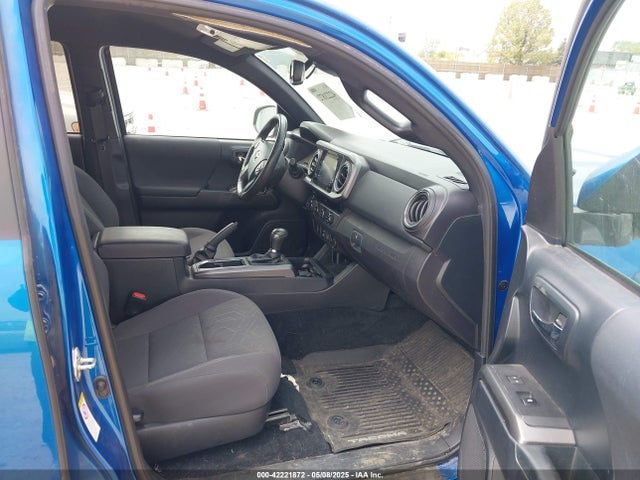 5TFCZ5AN8JX130935 Toyota Tacoma Trd Sport