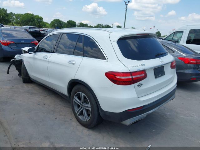 2019 MERCEDES-BENZ GLC 300 WDC0G4JB3K1000679 Photo 2