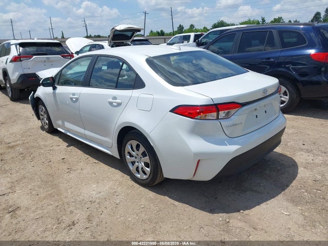 Toyota COROLLA LE 2025 5YFB4MDE5SP284079 Image 3