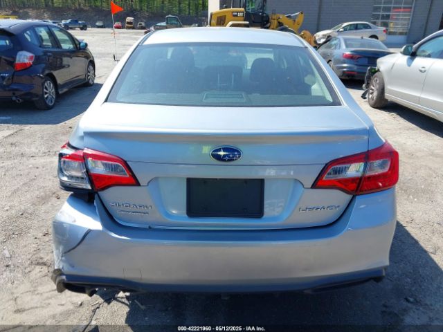 4S3BNAB68J3039825 Subaru Legacy 2.5i