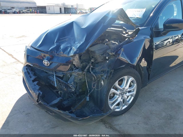 3MYDLBYV4HY174726 Toyota p5v