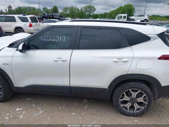 KNDERCAA0N7238739 KIA SELTOS EX