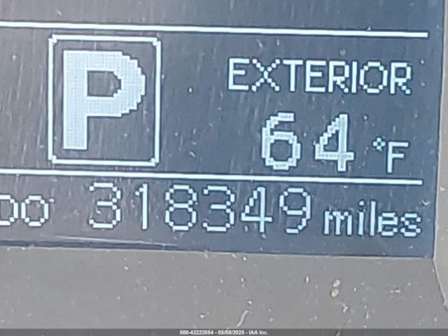 5TDKZ3DC0HS825095 Toyota Sienna Le 8 Passenger