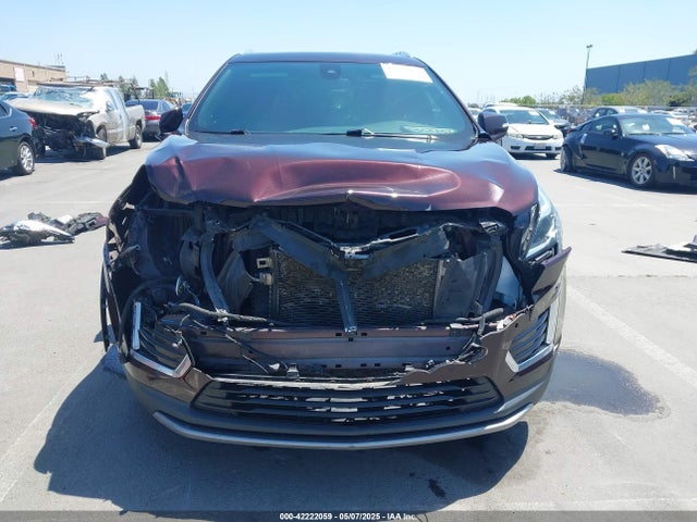 1GYKNCRS2LZ189535 Cadillac lgx