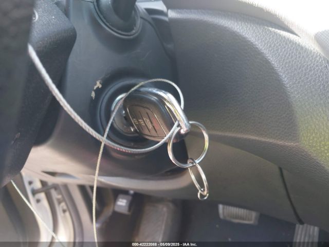 KM8SMDHF1GU143079 Hyundai Santa Fe Se