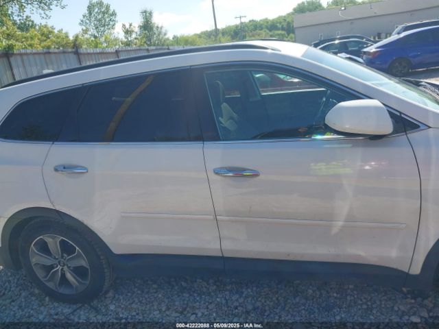KM8SMDHF1GU143079 Hyundai Santa Fe Se